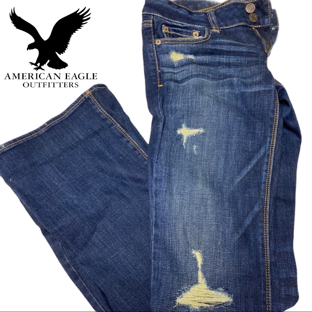American Eagle Distressed Stretch Blue Jeans